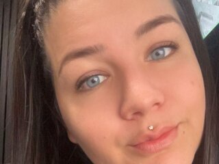 Camshow LauraWhatson