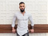 Shows MateoBennett