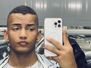 Cam RafhaCruz